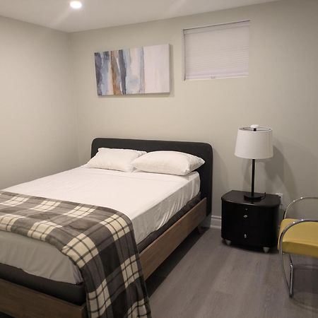 Stunning Furnished 2Bedroom/2Washroom Apartment Brampton Eksteriør billede