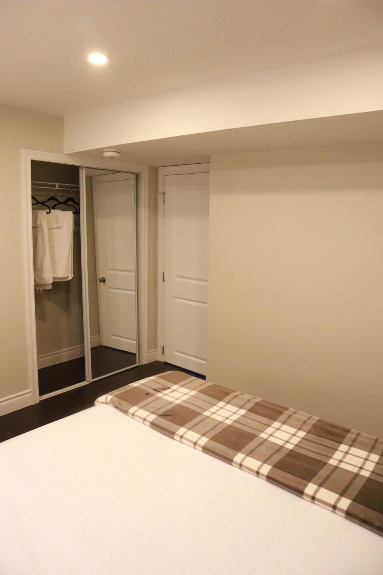 Stunning Furnished 2Bedroom/2Washroom Apartment Brampton Eksteriør billede