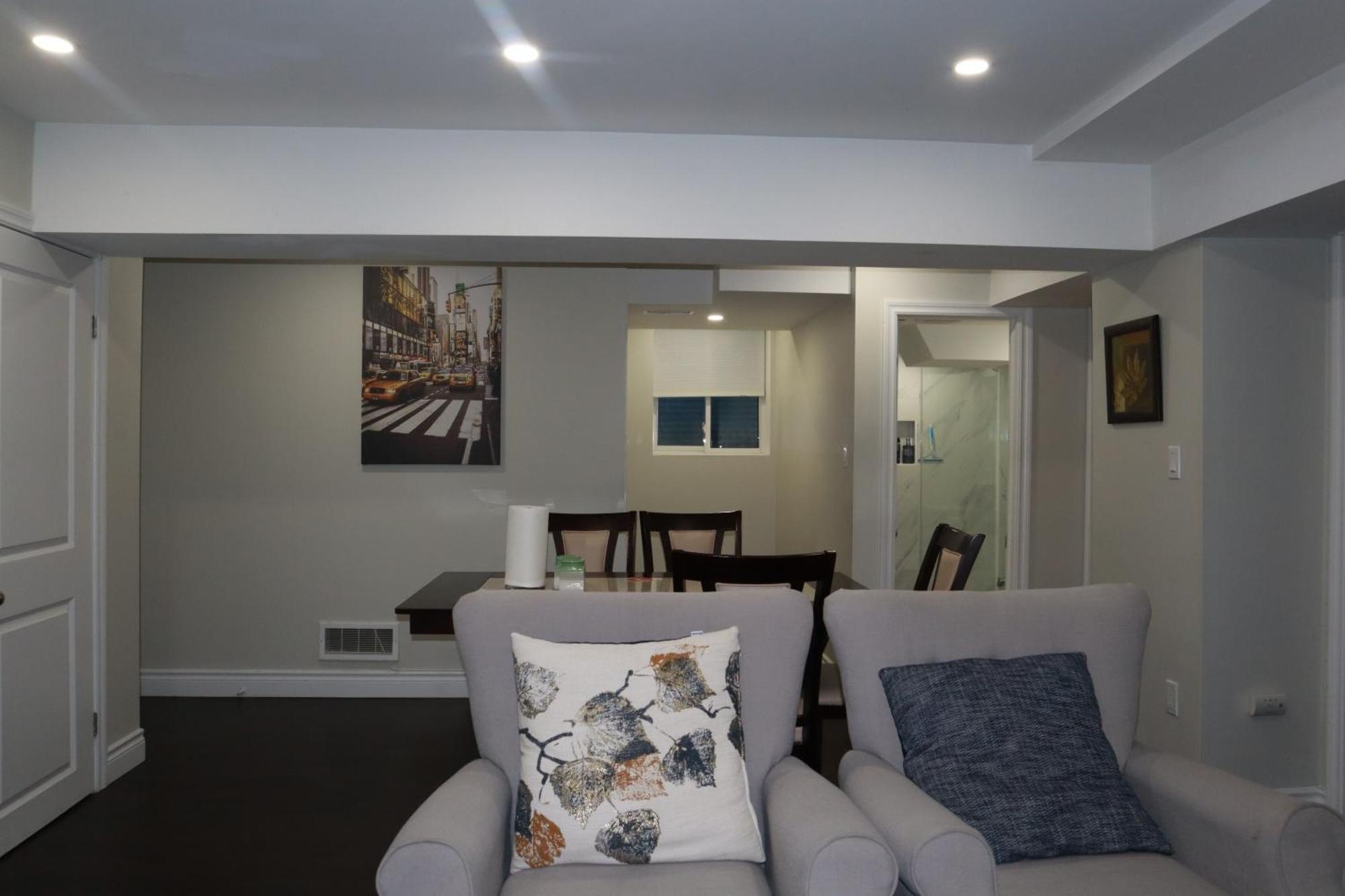 Stunning Furnished 2Bedroom/2Washroom Apartment Brampton Eksteriør billede